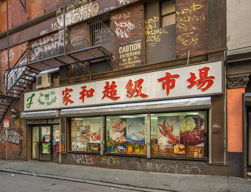 Image of a Chinatown market in Boston